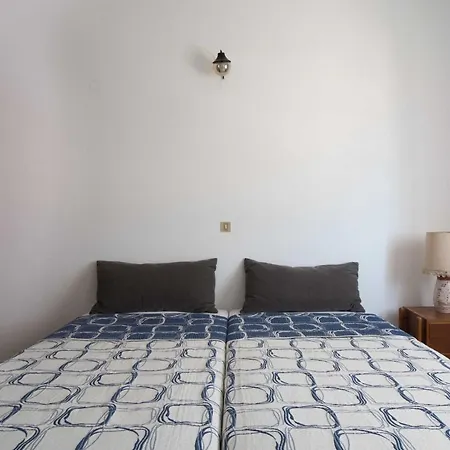 Seafront With 2 Bedrooms In Dom wakacyjny