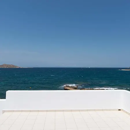 Сasa de vacaciones Seafront With 2 Bedrooms In Naousa (Paros)